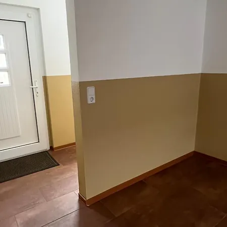 Studio-style Apartment